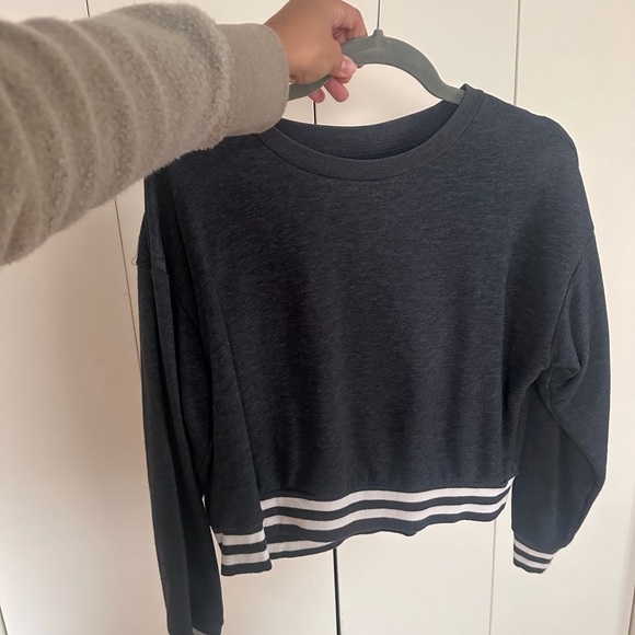 Cute sweatshirt - Picture 1 of 1